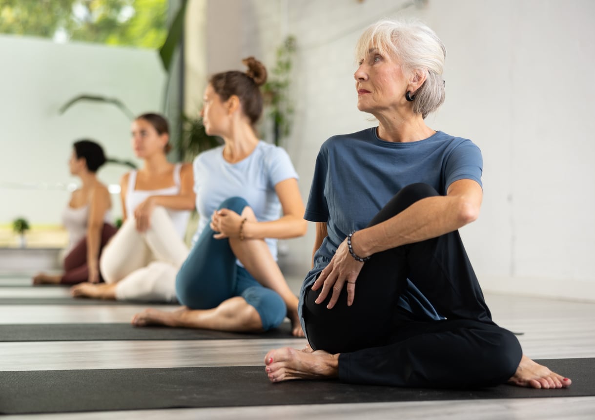 metabolic health - women doing yoga